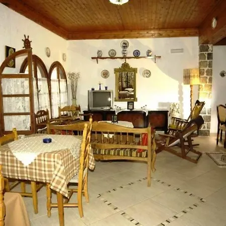 Atlantis Aparthotel Myrties