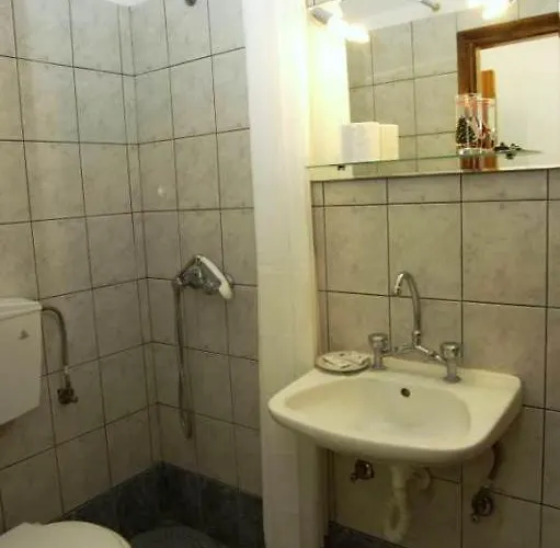 Atlantis Hotel apartamentowy 2*